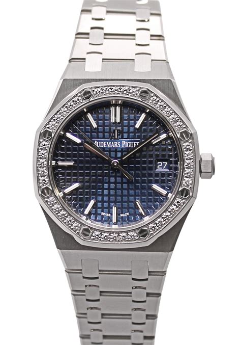 audemars piguet blue dial diamond bezel|Audemars Piguet Royal Oak Lady horloges .